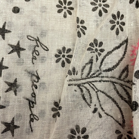 Free People Lightweight Sheer Tote Tan with Black & Pink Like New - Picture 4 of 10